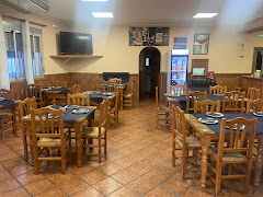 Bar Restaurante Los Claveles