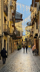 Carrer porticat "La Plaça" Blasco d
