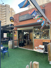 Infinite food and drinks
