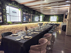 Noches de Bohemia - Restaurante El Jarro