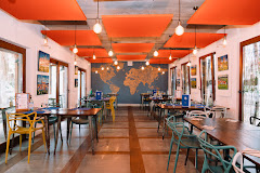 Restaurante - Restlounge La Puerta Azul