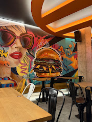 Trio Burger | Hamburguesería ALMANSA