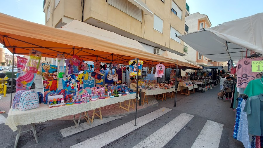 Mercadillo Almoradí los sábados