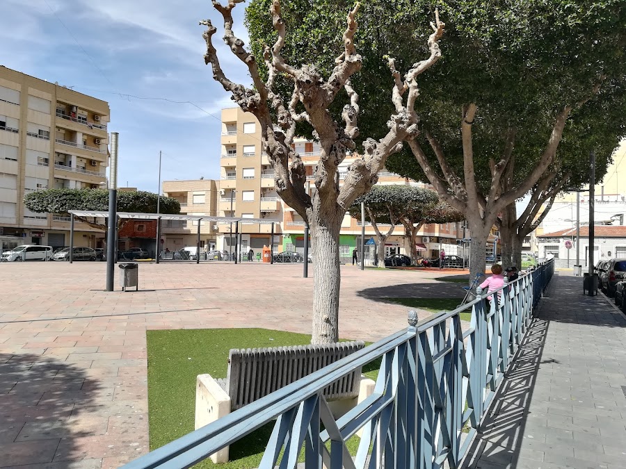 Plaza Miguel Hernández